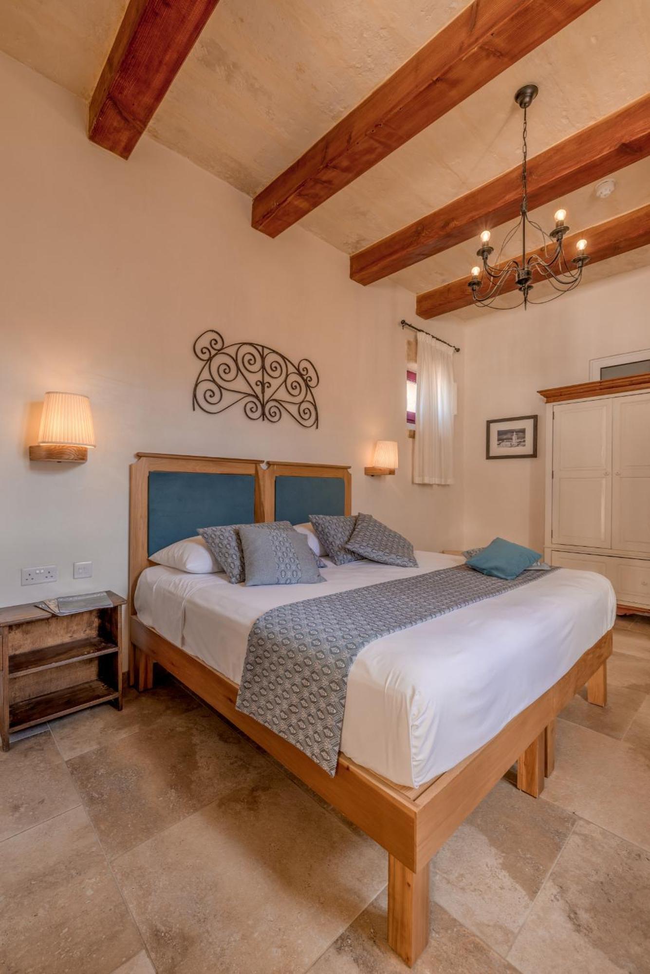 Mulberries Hotel Zabbar Ngoại thất bức ảnh