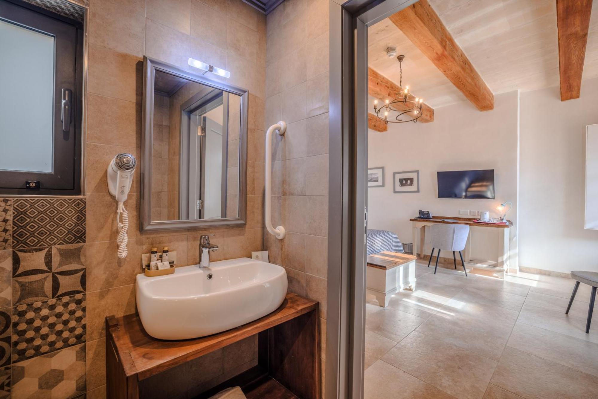 Mulberries Hotel Zabbar Ngoại thất bức ảnh